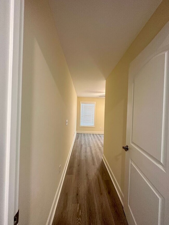 Building Photo - SPACIOUS NEWLY BUILT HOME
