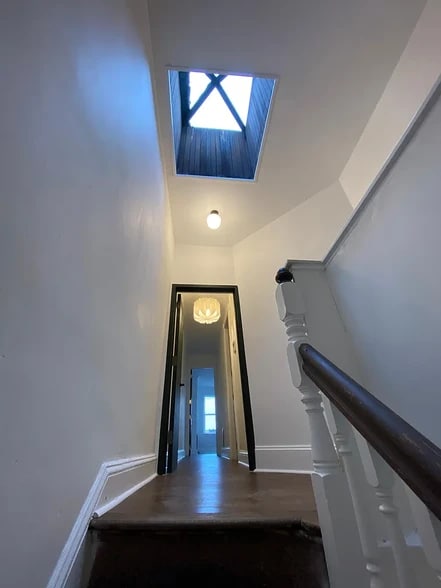 Building Photo - 2700 Saint Paul St