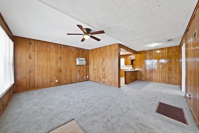 Building Photo - 2309 8th Ave