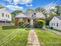 Building Photo - 517 36th St