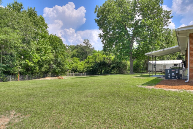 Building Photo - 4019 Belair Rd