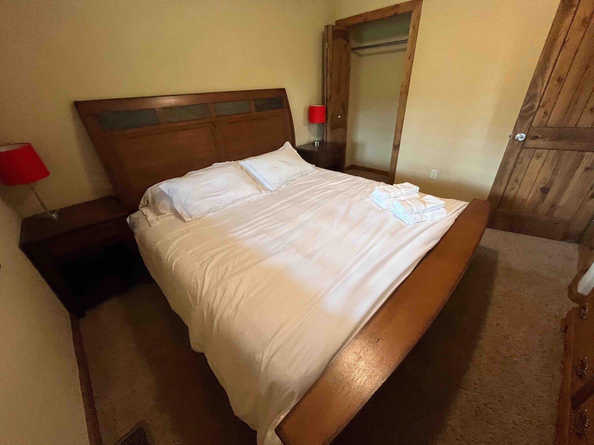 Building Photo - 511 N Aspen St