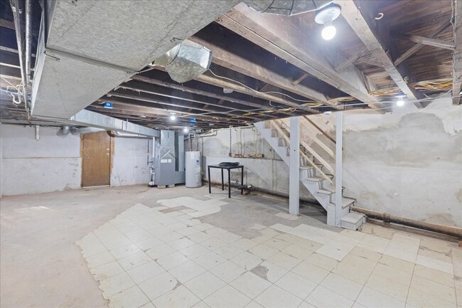 Building Photo - 1602 Pershing St
