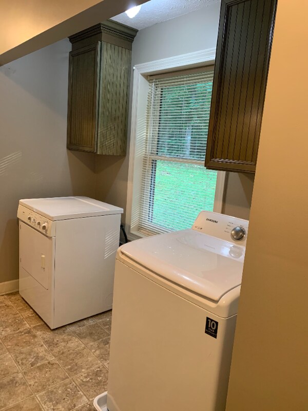 Building Photo - 4251 Mink Livsey Rd