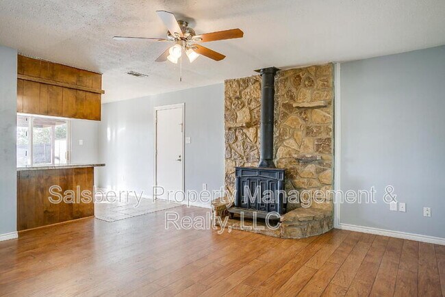 Building Photo - 1113 Gifford Dr