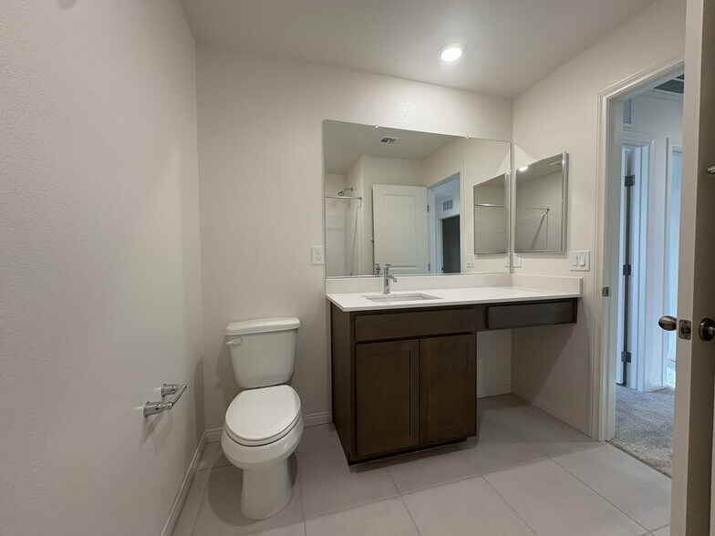 Bathroom - 2485 Rofrano Pl