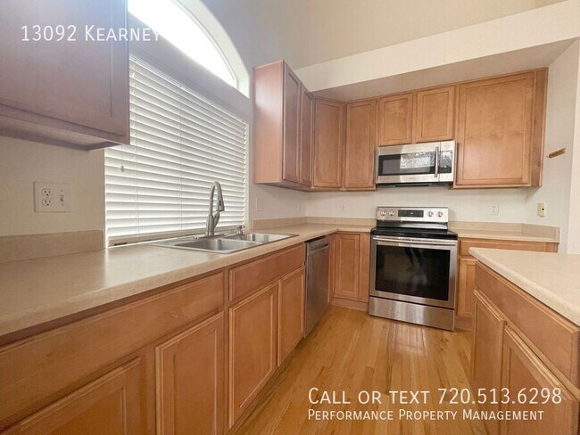 Building Photo - 13092 Kearney St