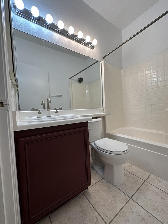 Building Photo - 8701 Emsdale Ct