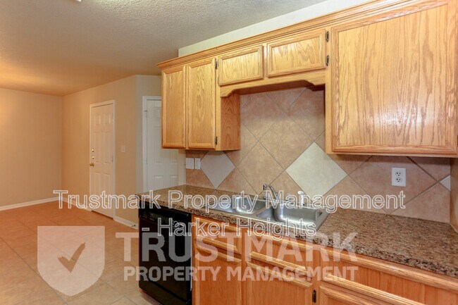 Building Photo - 4202 Elms Run Cir