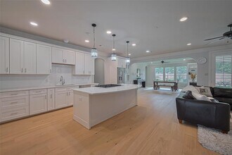 Building Photo - 14238 Flower Creek Ln