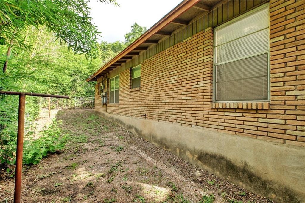 Building Photo - 607 Bellevue Plz