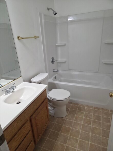 Building Photo - 1919 Ygnacio Valley Rd