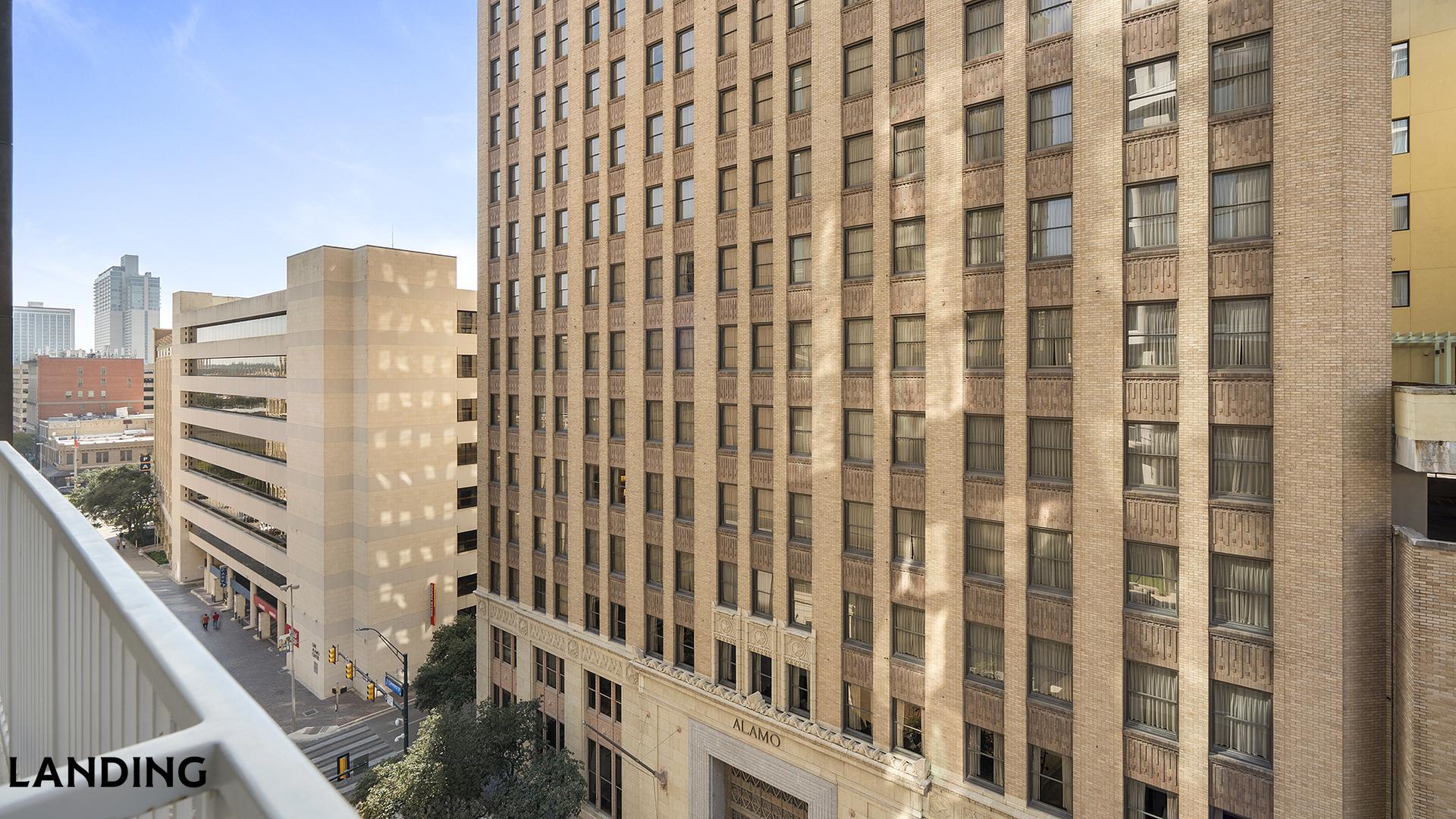 Building Photo - 143 E Commerce St