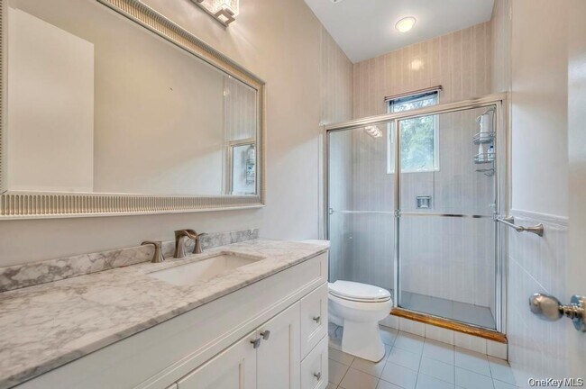Building Photo - 25 Wildwood Dr