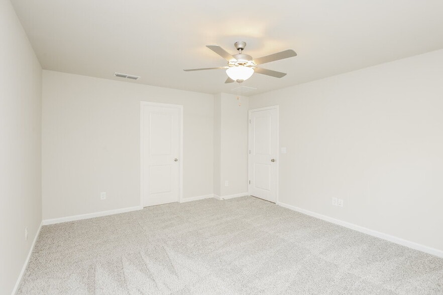 Building Photo - 137 Longleaf St