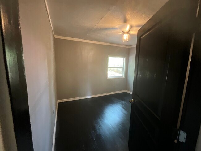 Building Photo - 2 Bedroom 1 Bathroom/Springhill,La