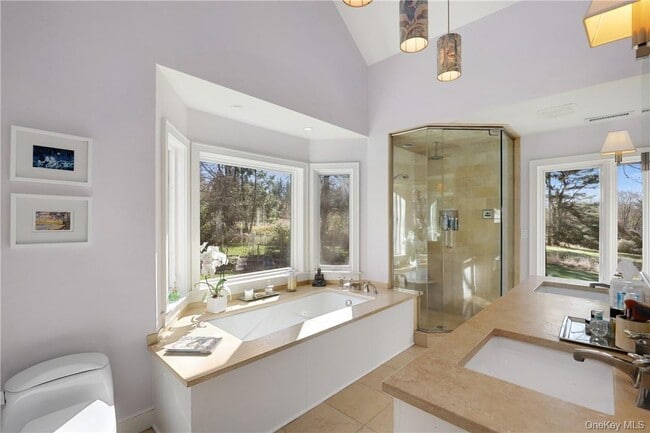 Building Photo - 77 Hook Rd