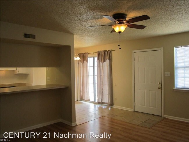 Building Photo - 2 br, 1 bath House - 3752 A Towne Point Road