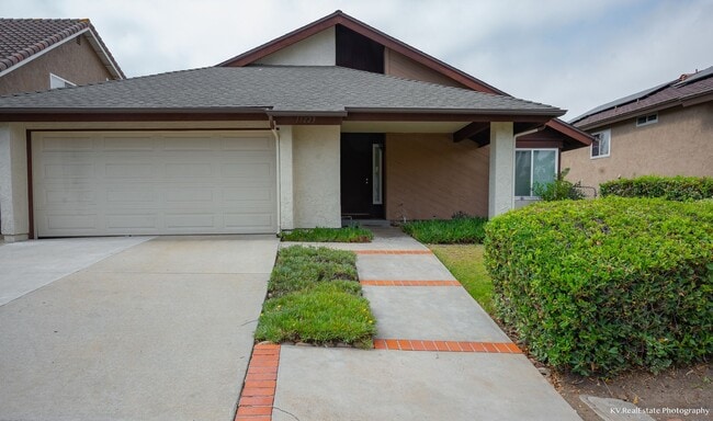 Primary Photo - 4 Bed/ 2 bath House in Rancho Penasquitos