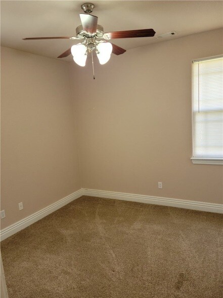 Building Photo - 2023 Freedom Pl