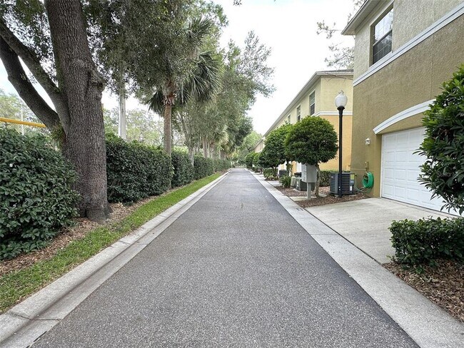 Building Photo - 7561 Tamarind Ave