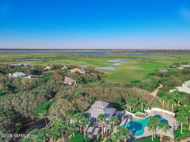 Building Photo - 692 Sand Isles Cir