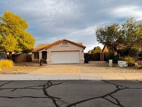 Building Photo - Apache Junction 3 bedroom rental