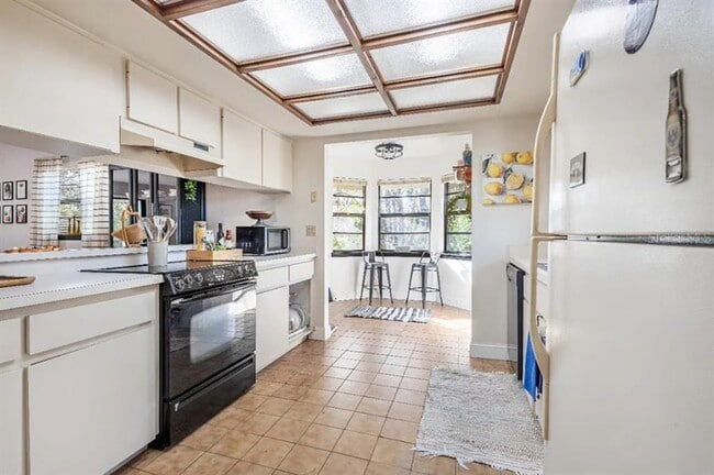 Building Photo - 3002 Evensong Ct