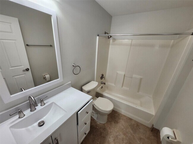 Building Photo - 18142 Murcott Blvd