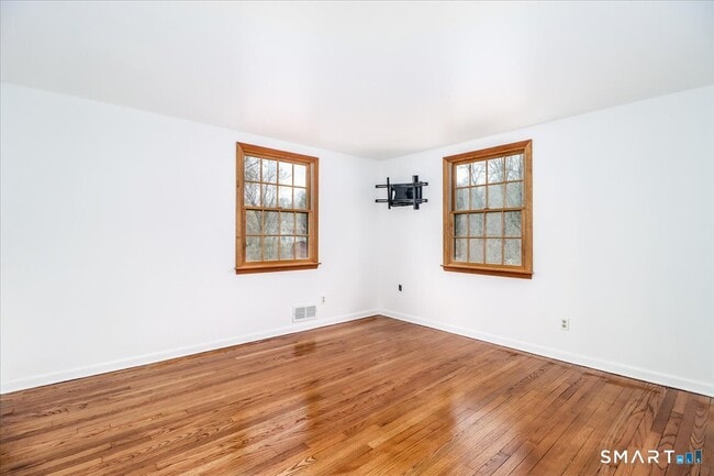 Building Photo - 10 Bonnybrook Dr