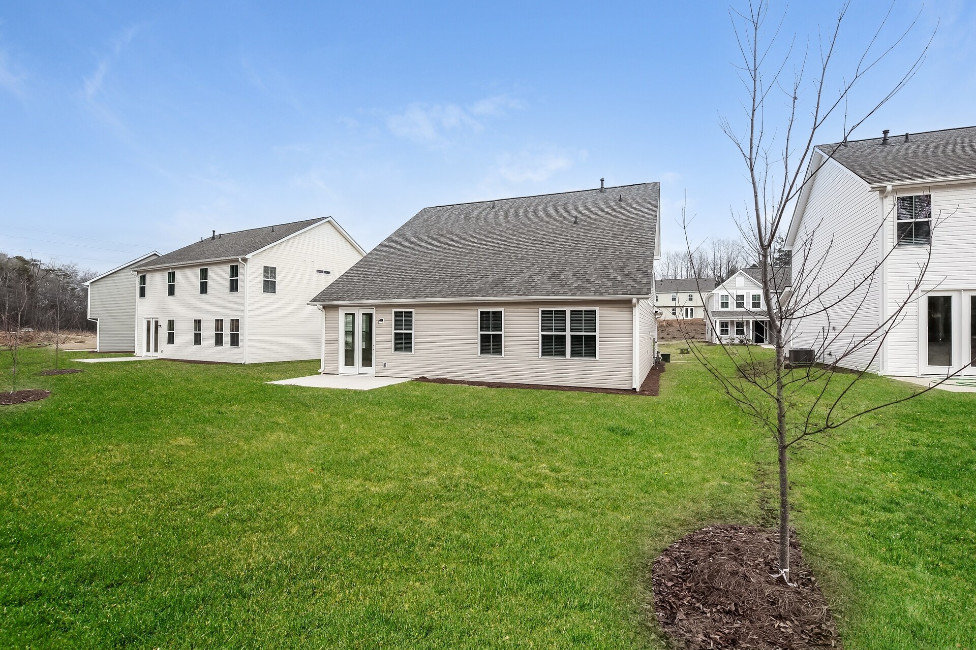Building Photo - 200 Bosa Ln