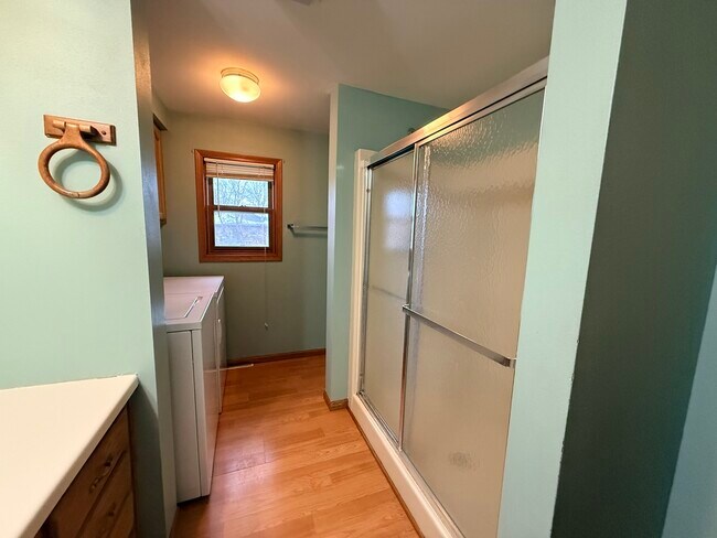 Building Photo - 303 W Pieronnet St