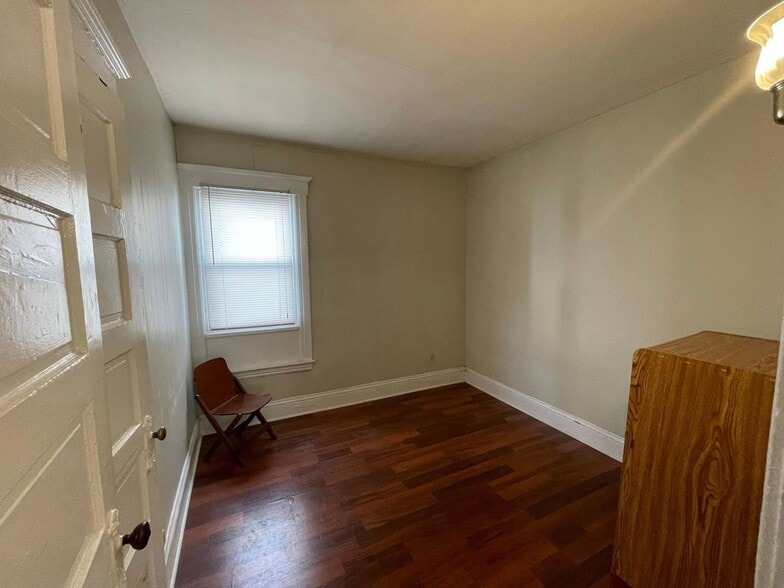 Building Photo - 231 Ashworth Pl