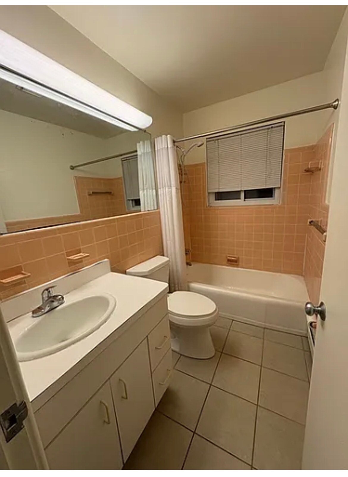 Building Photo - 475 S Adams Rd