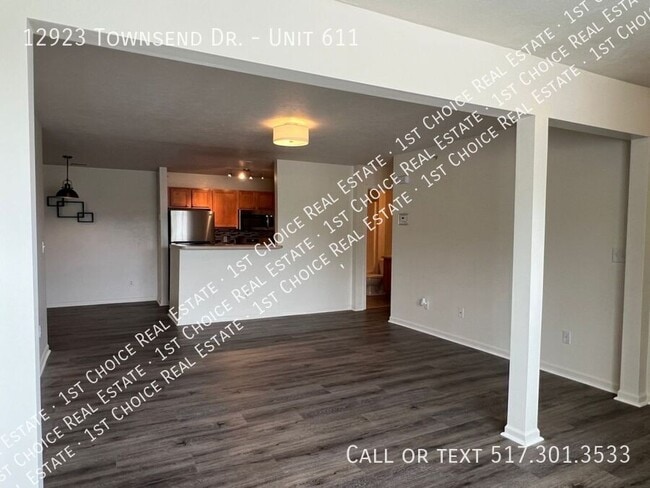 Building Photo - 12923 Townsend Dr