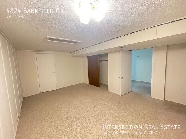 Building Photo - 4824 Bankfield Ct