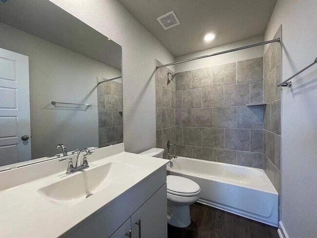 Building Photo - 110 Dedina Dr