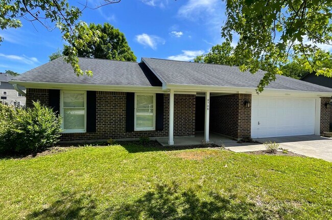 Primary Photo - Adorable 3 Bedroom/2 bath House for Rent i...