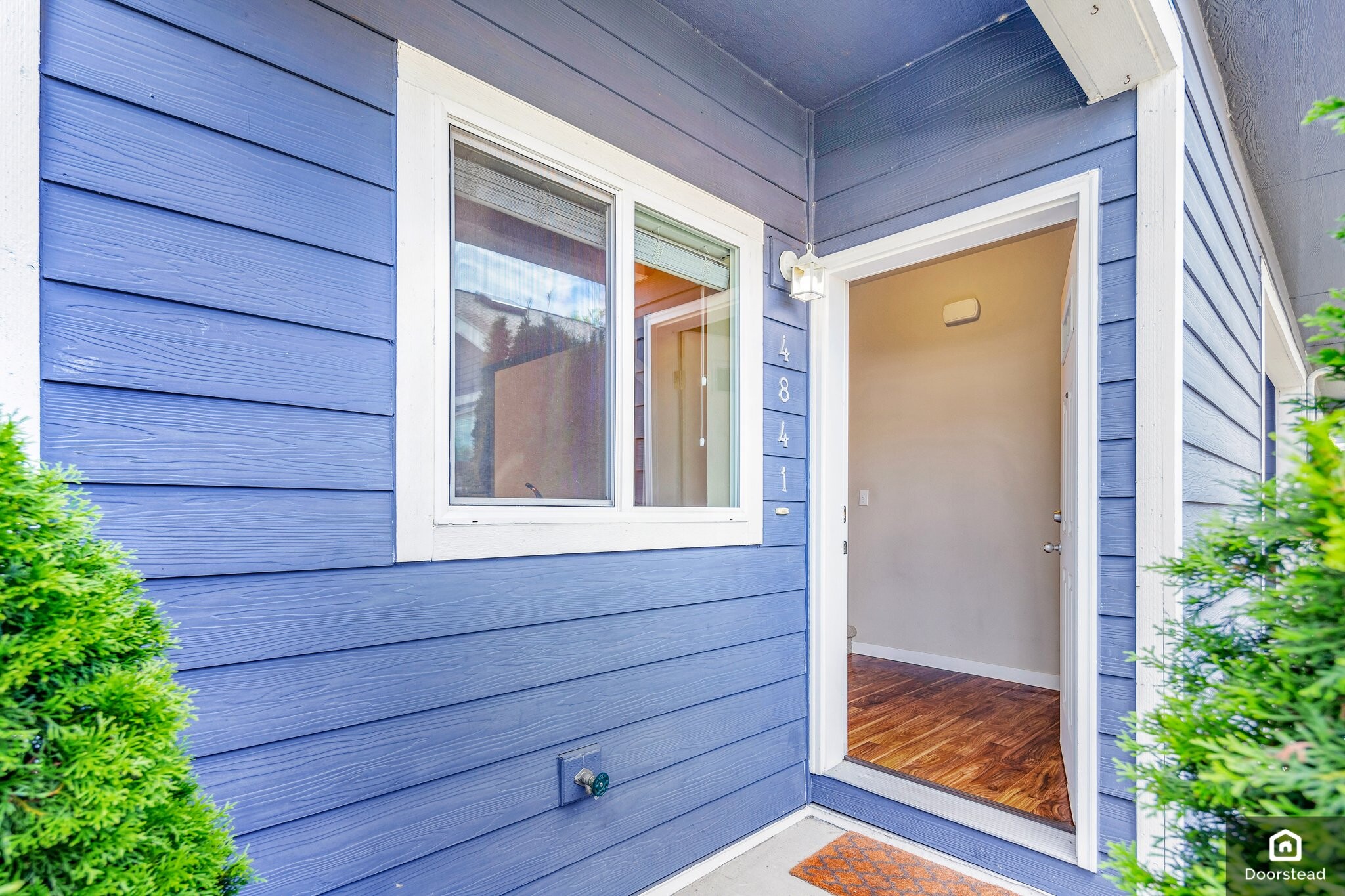 Building Photo - 4841 S Chicago St