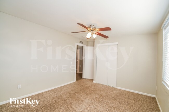 Building Photo - 14838 N 38th St