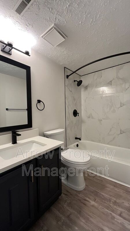 Building Photo - 1429 N 34th St