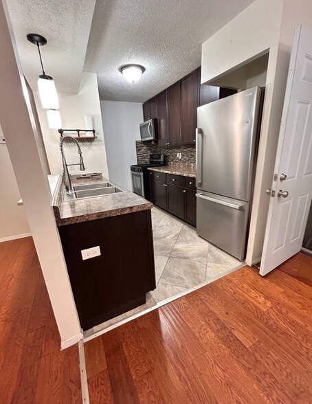 Building Photo - 6412 83rd Ct N