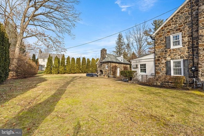 Building Photo - 4407 Whittier Rd