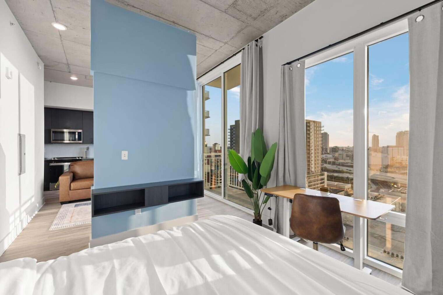 Building Photo - 605 N 12th St