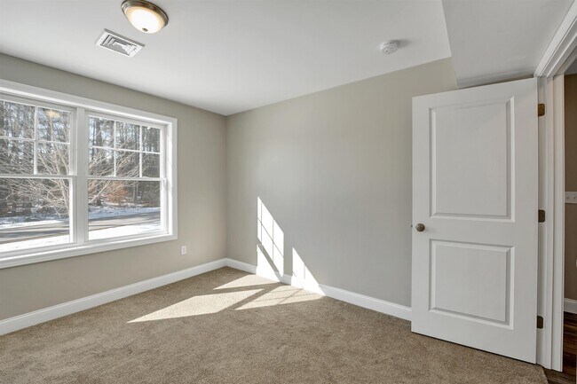 Building Photo - 259 Stage Rd