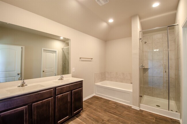 Building Photo - 13966 Fort Ward Way