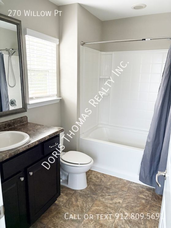 Building Photo - 270 Willow Point Cir