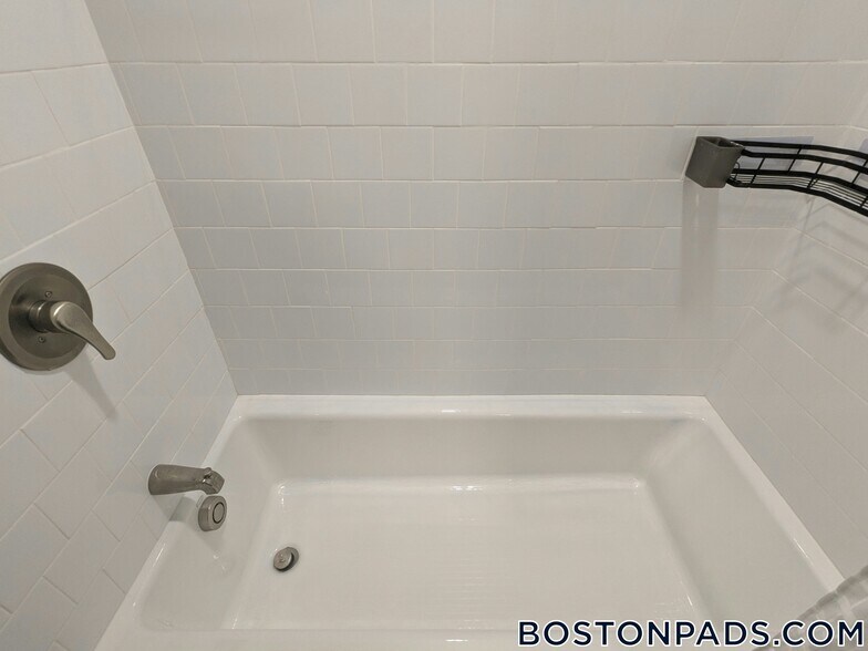 Building Photo - 55 Brighton Ave