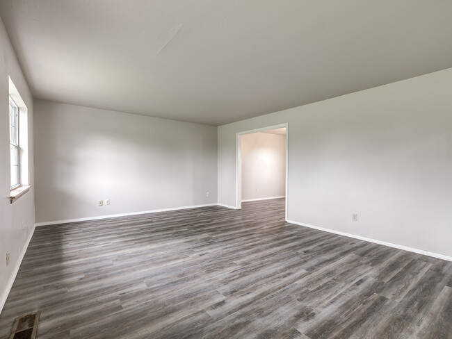 Building Photo - 11308 Meadow Ridge Ln