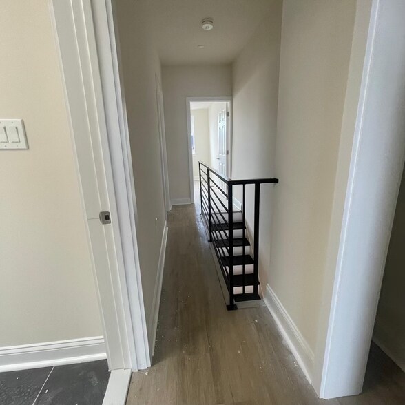 Building Photo - 1814 S Taylor St